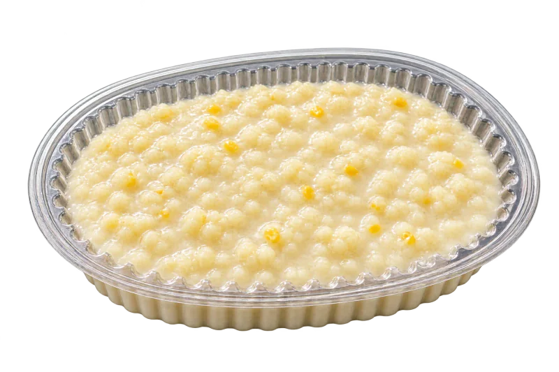 Tujure Ñumm en su bandeja ovalada transparente